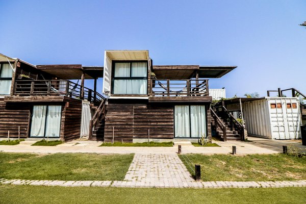 Quelle croisière propose des visites des sites historiques des royaumes africains anciens?